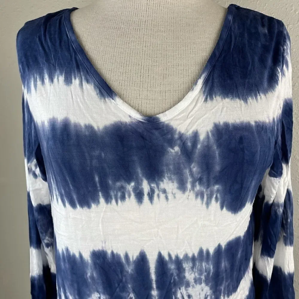 NWT Passports Blue & White Tie Dye Style Top